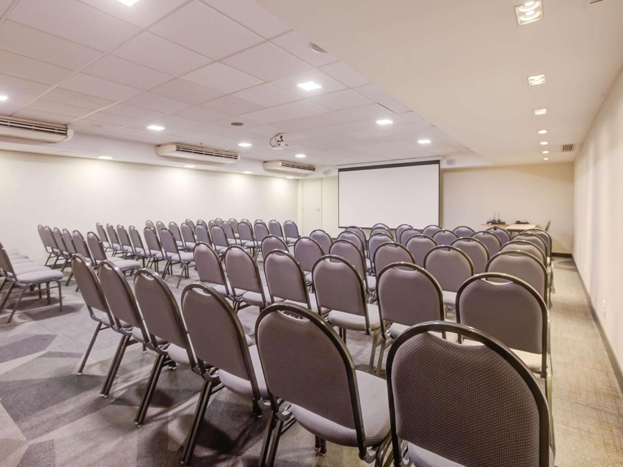 Ibis Budget Rio De Janeiro Nova America Ngoại thất bức ảnh